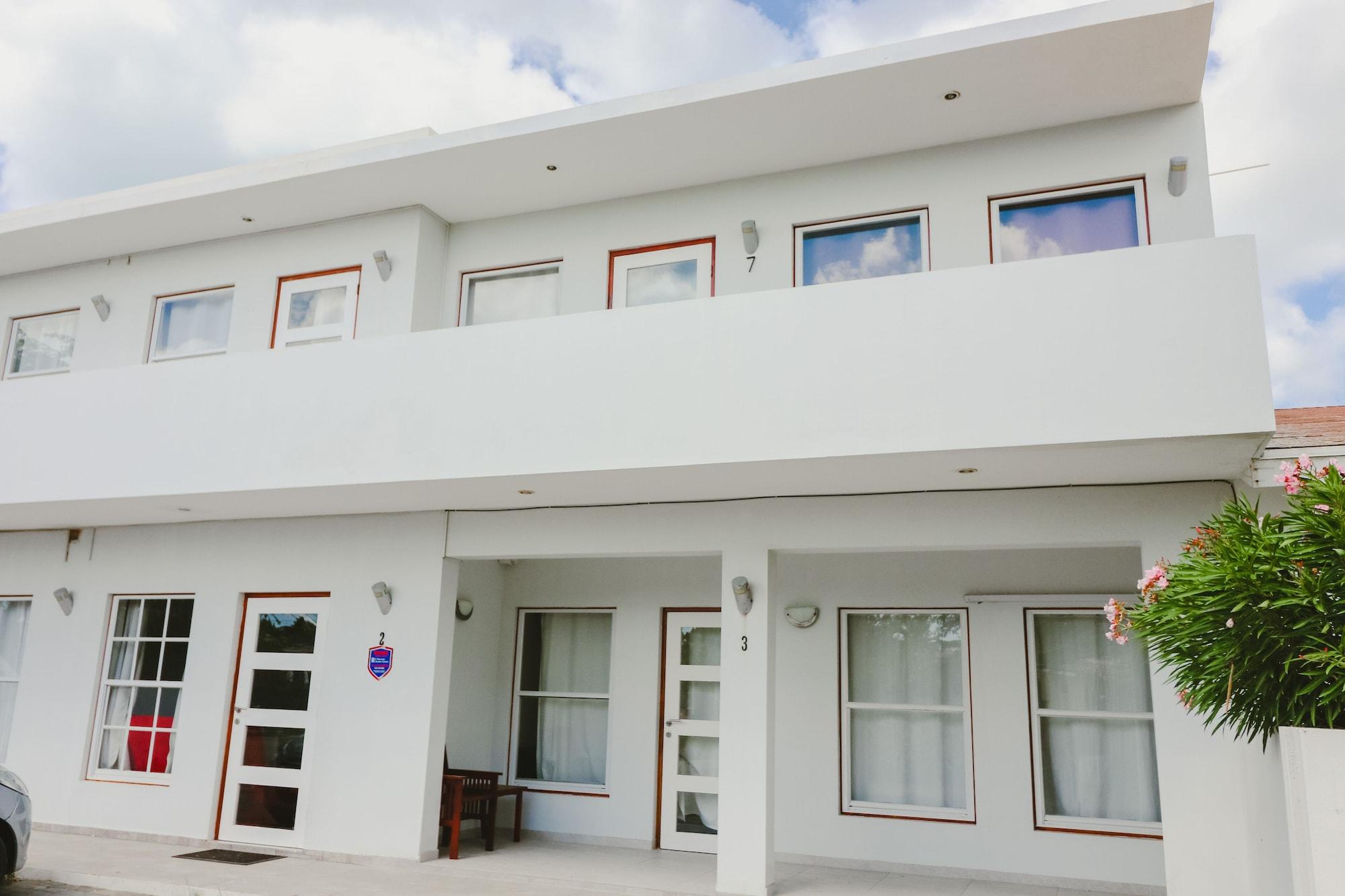 Bubali Villa & Apartments Екстер'єр фото